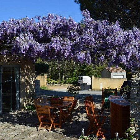 Espace Loisirs Hotell Saint-Martin-dʼArdèche Exteriör bild