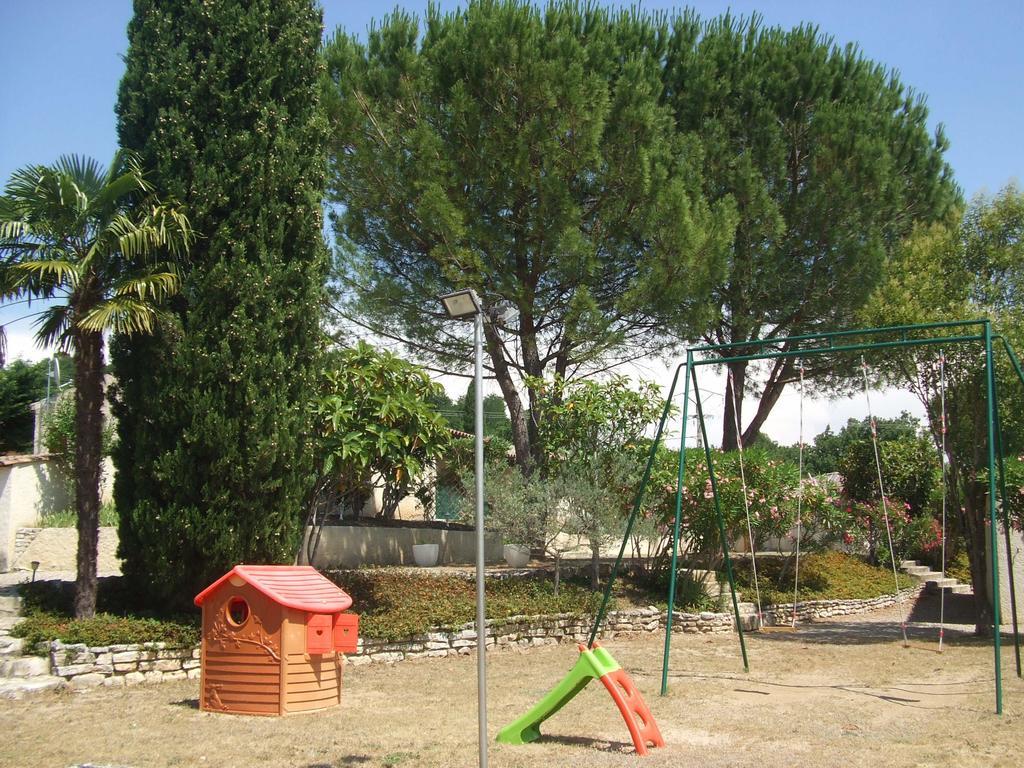 Espace Loisirs Hotell Saint-Martin-dʼArdèche Exteriör bild