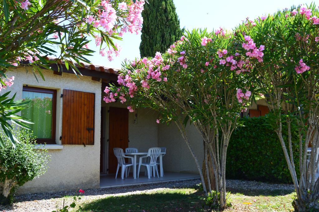 Espace Loisirs Hotell Saint-Martin-dʼArdèche Exteriör bild