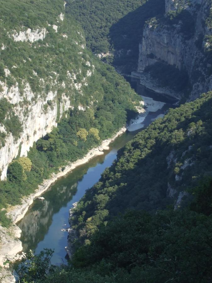 Espace Loisirs Hotell Saint-Martin-dʼArdèche Exteriör bild